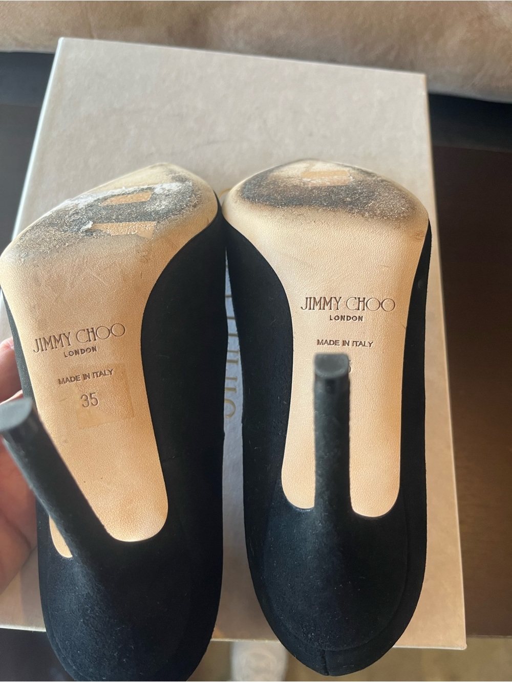 Jimmy Choo Women’s Size EU35- Black Suede Pointed Pumps
Excellent, worn 1x - Picture 4 of 6